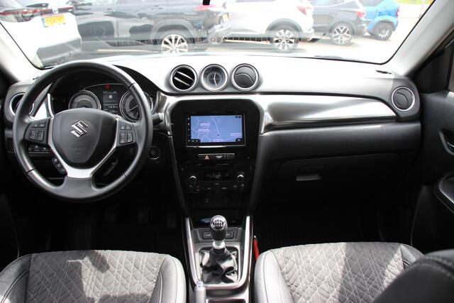 Suzuki VITARA 1.4 Boosterjet Style Hybrid | Adapt. cruise | Blind spot | 10 jr. garantie |