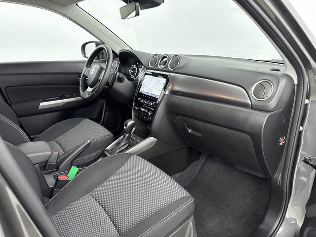 Suzuki VITARA 1.5 Hybrid Select | Metaallak | Stoelverwarming | Parkeercamera | LM-Velgen |