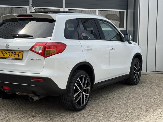 Suzuki VITARA 1.6 High Executive | Pano | LED | Keyless | Stoel verwarming | Camera |