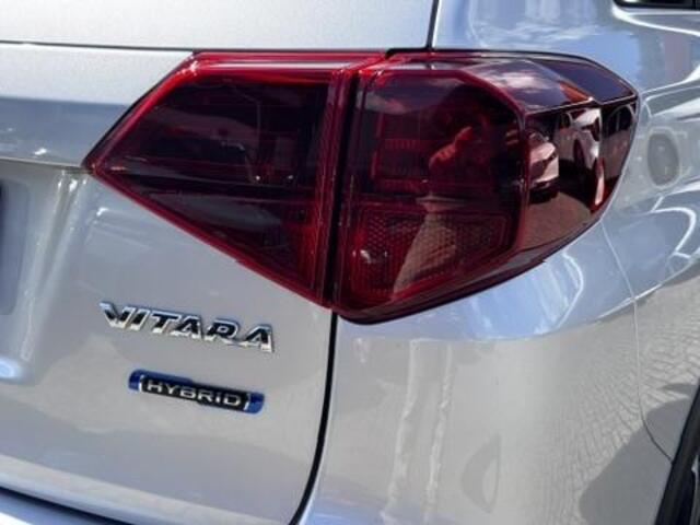 Suzuki VITARA 1.5 Hybrid Style | Pano l Treeplanken | Navi | RIJKLAARPRIJS!