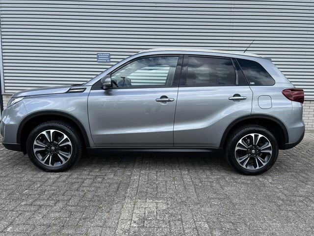 Suzuki VITARA 1.4 Boosterjet Style Smart Hybrid Meest Luxe uitvoering| All season banden