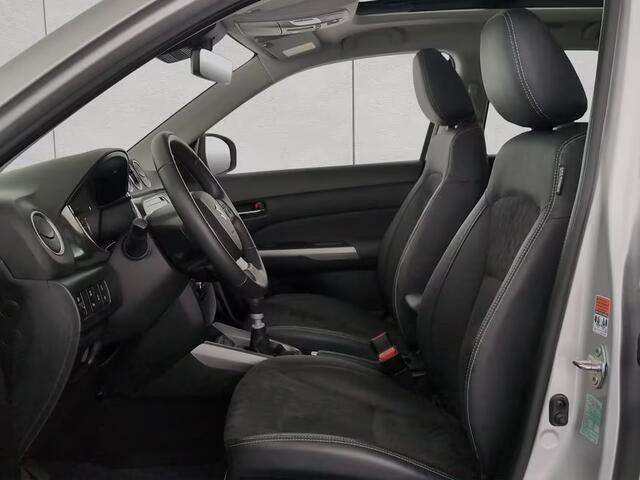 Suzuki VITARA 1.4 Boosterjet Style Smart Hybrid 130pk/95kW 6-bak | Pano |