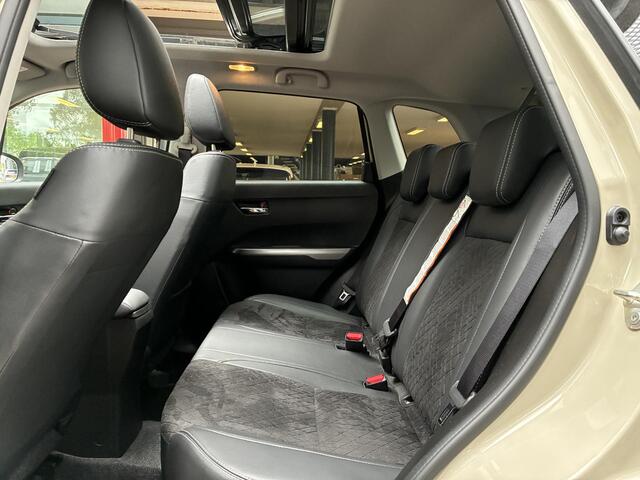Suzuki VITARA 1.5 Hybrid Style Automaat 115PK | Schuif/Kanteldak | Stoelverwarming | Dodehoek Detectie | Cruise Control Adaptief