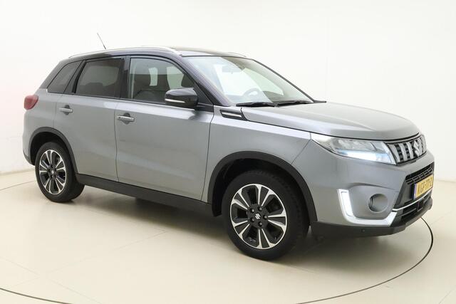 Suzuki VITARA 1.4 Boosterjet Style Smart Hybrid 129pk | Panoramadak | Trekhaak | Climate Control | Cruise Control Adaptief | Camera | Stoelverwarming | Navigatie | Parkeersensoren
