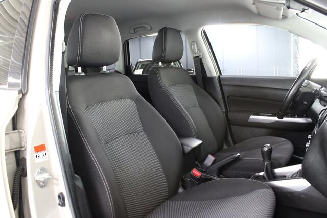 Suzuki VITARA 1.0 Boosterjet Select / Trekhaak / Camera / Stoelverwarming / Navigatie /