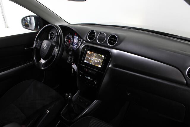 Suzuki VITARA 1.0 Boosterjet Select / Trekhaak / Camera / Stoelverwarming / Navigatie /
