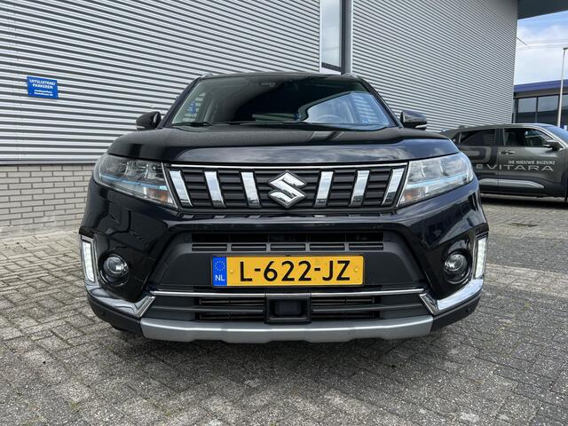 Suzuki VITARA 1.4 Boosterjet Style Smart Hybrid | Meest Luxe Uitvoering | Apple Carplay & Android Auto | Climate Control | Suede/Lederen Bekleding