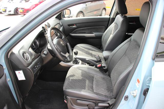 Suzuki VITARA 1.4 Boosterjet Style Hybrid | Opendak | Parkeersensoren rondom | 10 jaar Garantie |