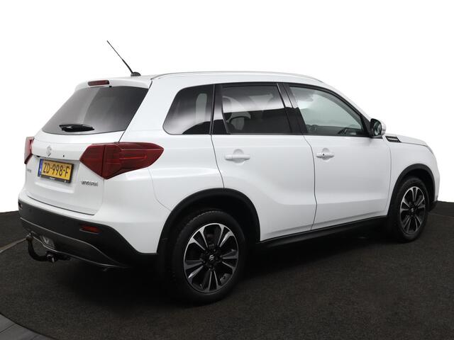 Suzuki VITARA 1.4 Boosterjet Stijl | Climate control | Cruise control adaptive | Panoramadak | Trekhaak | Apple carplay, Android auto | Stoelverwarming | Camera| Parkeersensoren |