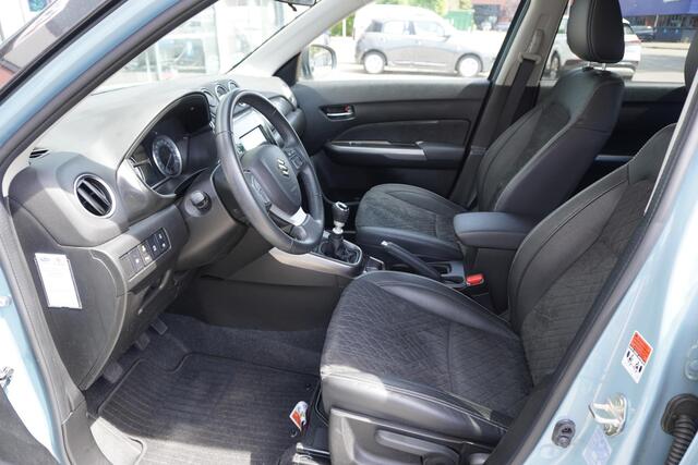 Suzuki VITARA 1.4 Boosterjet Style Smart Hybrid | Trekhaak Afneembaar | Volwaardig Reservewiel | 1500kg trekgewicht