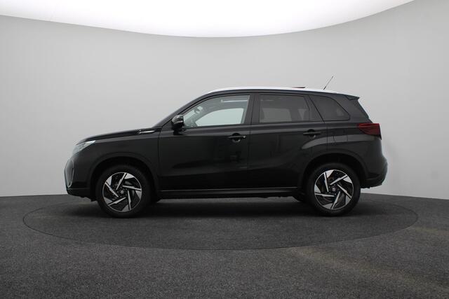 Suzuki VITARA 1.4 Boosterjet Style Smart Hybrid | Panoramadak | Half Leder | Parkeercamera | navigatiesysteem full map | All Seasons |