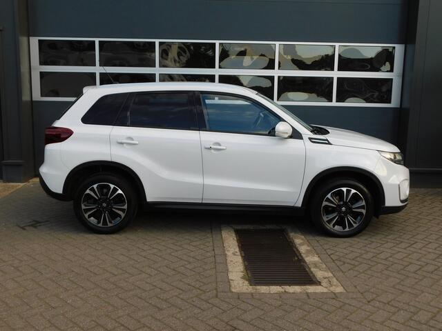 Suzuki VITARA 1.4 Boosterjet Style Smart Hybrid
