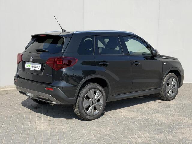 Suzuki VITARA 1.5 Hybrid Style / Fabrieksgarantie tot 1-2028 / Dealer Onderhouden / Achteruitrijcamera / Apple Carplay Android / Climate Control / Adaptieve Cruise / Stoelverwarming / Navigatie /