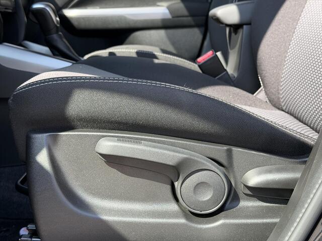 Suzuki VITARA 1.5 Hybrid Style / Fabrieksgarantie tot 1-2028 / Dealer Onderhouden / Achteruitrijcamera / Apple Carplay Android / Climate Control / Adaptieve Cruise / Stoelverwarming / Navigatie /
