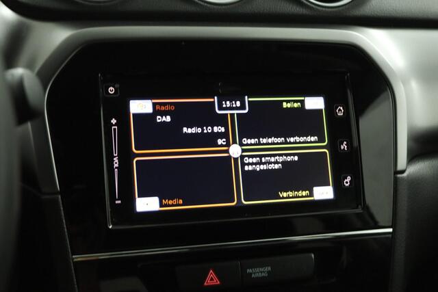 Suzuki VITARA 1.4 Boosterjet Select Smart Hybrid | Climate control | Cruise control adaptive | Stoelverwarming | Apple carplay, Android auto | Lichtmetalen velgen | Trekhaak | Camera |