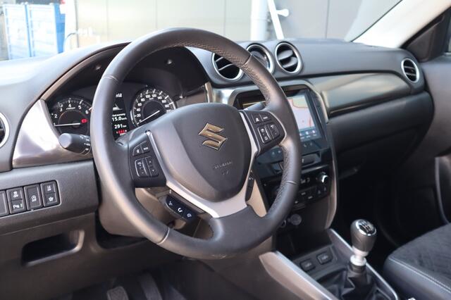 Suzuki VITARA 1.4 BoosterJet Style Hybrid Trekhaak | Adaptive CC | Carplay