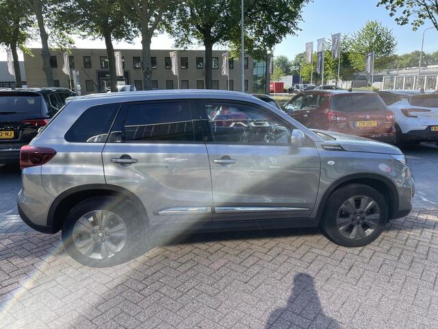 Suzuki VITARA 1.4 Boosterjet Select Smart Hybrid | Navigatie via Carplay/Android | Cruise Control Adaptief | achteruitrijcamera |