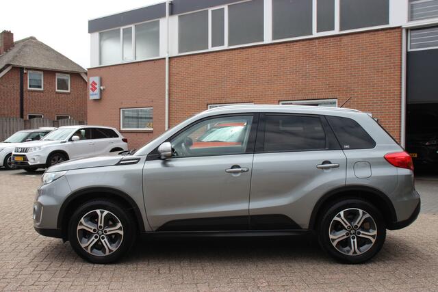 Suzuki VITARA 1.6 High Executive Automaat Allgrip | Opendak | Sensoren rondom | Adapt. Cruise | Keyless |