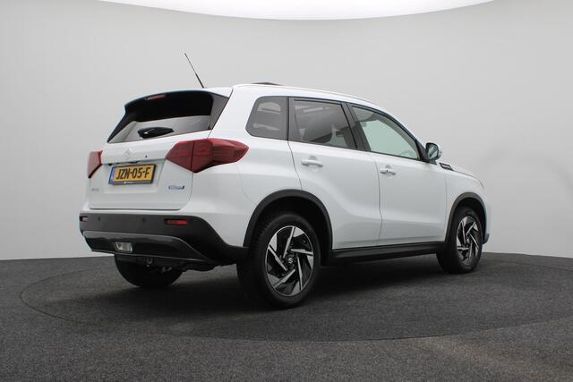 Suzuki VITARA 1.4 Boosterjet Style Smart Hybrid | Panoramadak | | Keyless | Stoelverwarming |