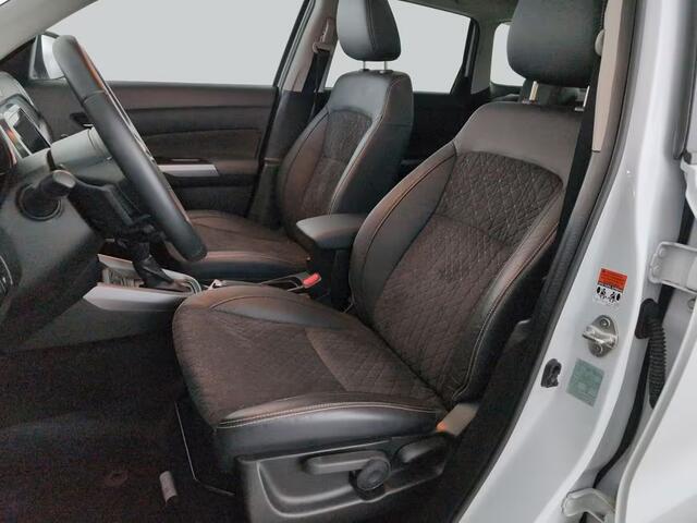 Suzuki VITARA 1.5 Hybrid Style | Pano | Adapt. Cruise | Dodehoek | Camera | Navi | Carplay | Half leder/suéde | etc. etc.