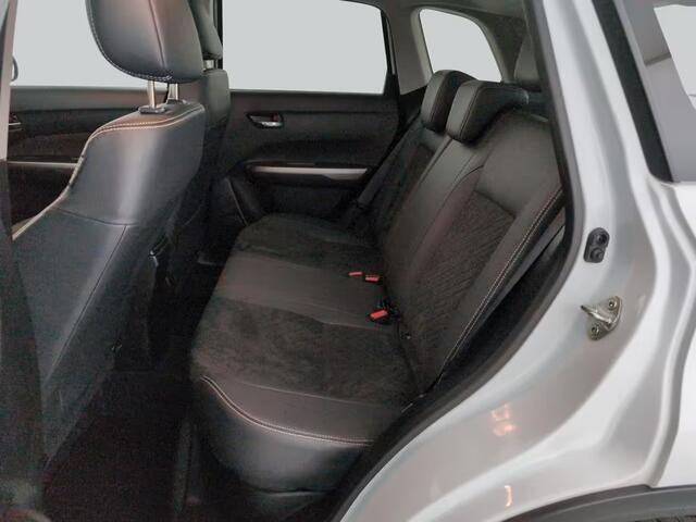 Suzuki VITARA 1.5 Hybrid Style | Pano | Adapt. Cruise | Dodehoek | Camera | Navi | Carplay | Half leder/suéde | etc. etc.