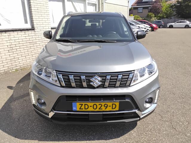 Suzuki VITARA 1.4 Boosterjet Select two tone