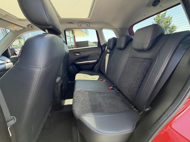 Suzuki VITARA 1.4 Smart Hybrid Style AllGrip 129PK | Schuifkanteldak | Trekhaak | Navigatie | Carplay | Achteruitrijcamera + sensoren | Adaptieve Cruise Control