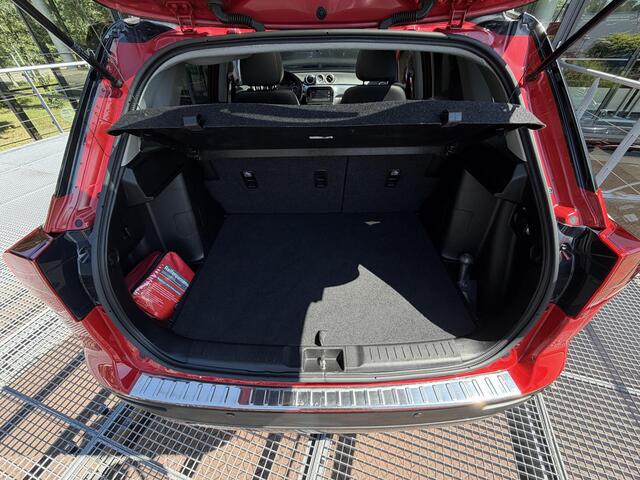 Suzuki VITARA 1.4 Smart Hybrid Style AllGrip 129PK | Schuifkanteldak | Trekhaak | Navigatie | Carplay | Achteruitrijcamera + sensoren | Adaptieve Cruise Control