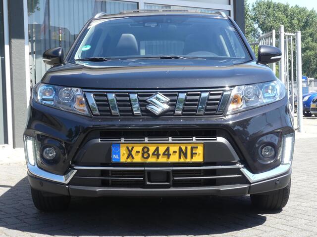 Suzuki VITARA 1.4 Boosterjet Stijl AUTOMAAT 140 PK, Trekhaak, Pano dak, Half Lederen bekleding, Navigatie