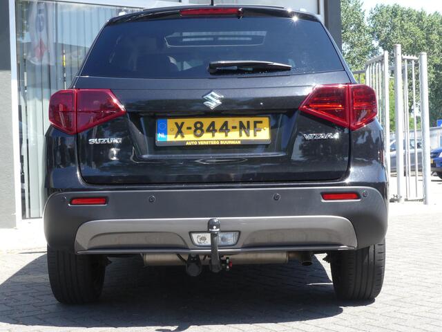Suzuki VITARA 1.4 Boosterjet Stijl AUTOMAAT 140 PK, Trekhaak, Pano dak, Half Lederen bekleding, Navigatie