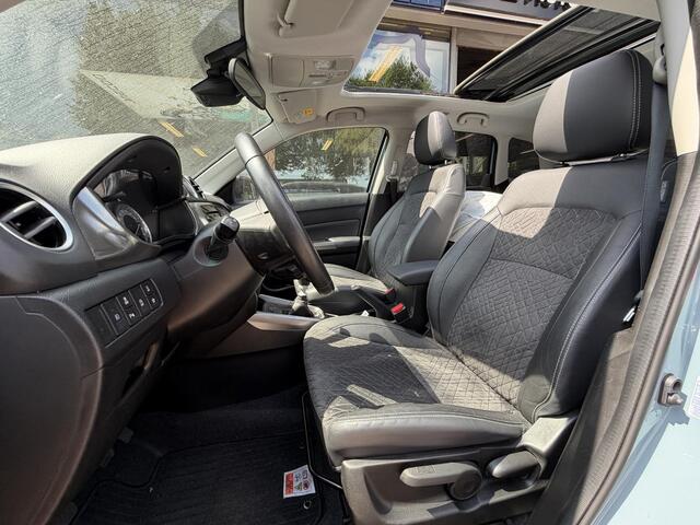 Suzuki VITARA 1.4 Boosterjet Style Smart Hybrid 129PK | Schuifkanteldak | Navigatie | Dodehoekdetectie | Half-leder