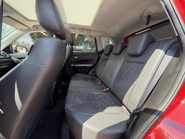 Suzuki VITARA 1.4 Boosterjet Style Smart Hybrid 129PK | Schuifkanteldak | Navigatie | Dodehoekdetectie | Stoelverwarming