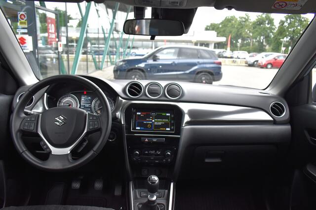 Suzuki VITARA 1.4 Boosterjet Style Smart Hybrid Handgeschakeld 130pk | Stoelverwarming | Achteruitrijcamera | Parkeersensoren vóór én achter |