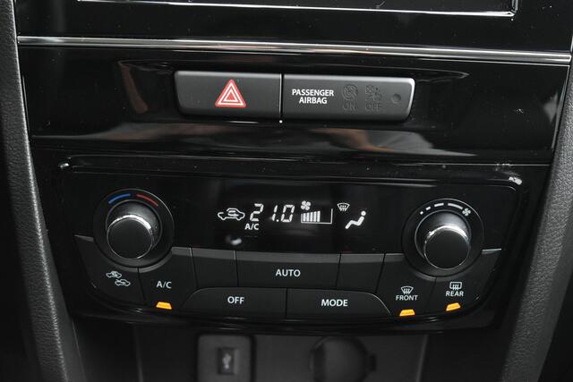 Suzuki VITARA 1.4 Boosterjet Style Smart Hybrid Handgeschakeld 130pk | Stoelverwarming | Achteruitrijcamera | Parkeersensoren vóór én achter |