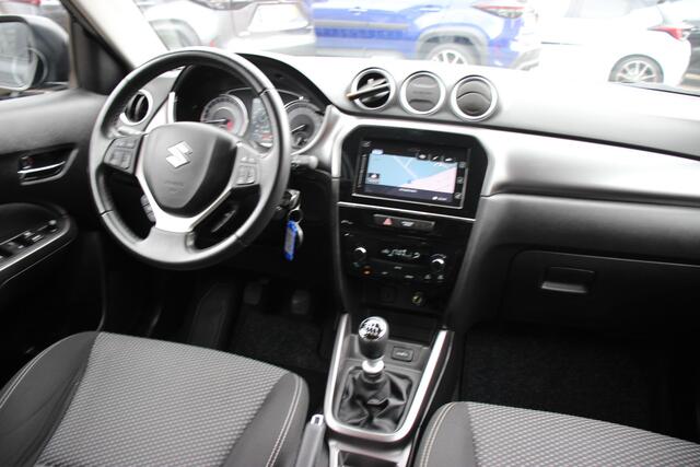 Suzuki VITARA 1.4 Boosterjet Select Hybrid | Blindspot | Adapt. cruise | Clima |