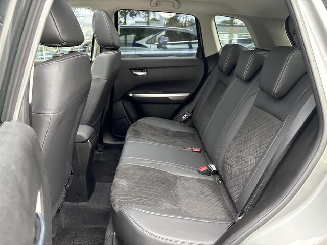 Suzuki VITARA 1.5 Hybrid Style **DODEHOEK DETECTIE/ KEYLESS/ PANORAMADAK**