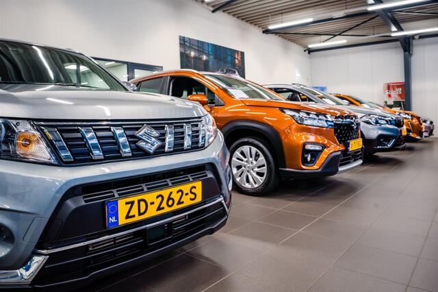 Suzuki VITARA 1.4 Boosterjet Smart Hybrid Style Automaat | Leder/Alcantara | Adaptieve Cruise Control | Apple Carplay/Android Auto