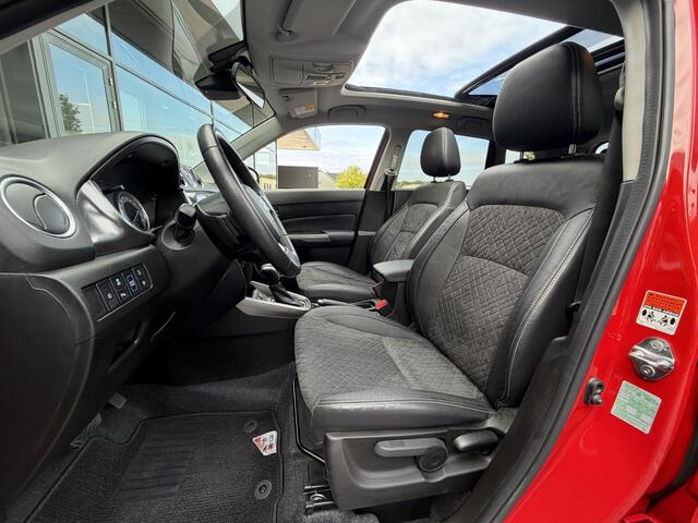 Suzuki VITARA 1.5 Hybrid Style Automaat | Schuifkanteldak | Half-leder | Navigatie | Dodehoekdetectie
