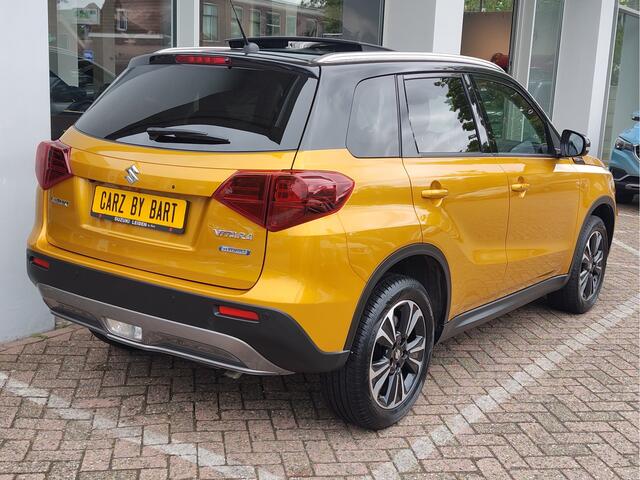 Suzuki VITARA 1.4 BOOSTERJET STYLE SMART HYBRID Open dak | Alcantara | Keyless | Parkeersensoren V+A