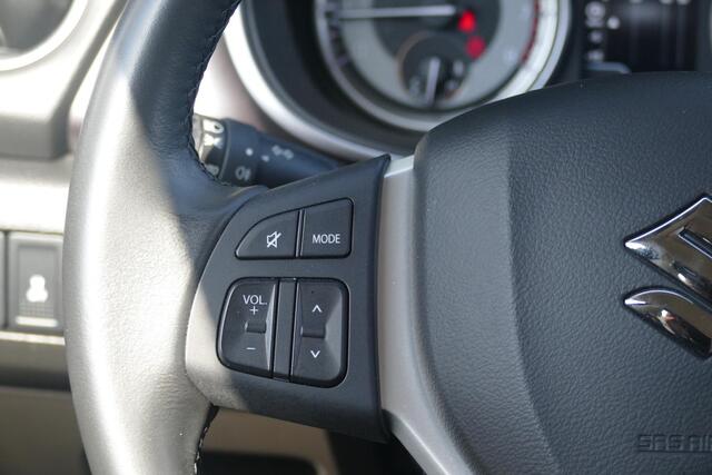Suzuki VITARA 1.4 Boosterjet Select Smart Hybrid | Trekhaak | Navi | Camera | Rijklaarprijs!