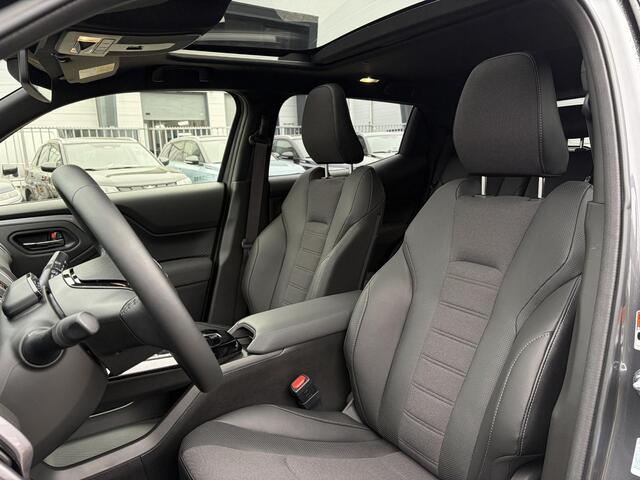 Suzuki VITARA e Style 61 kWh | Panorama | Infinity by JBL | Snel rijden | RIJKLAARPRIJS!