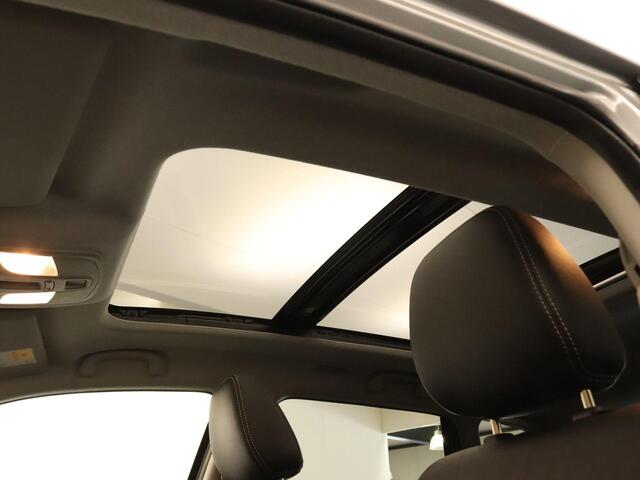 Suzuki VITARA 1.4 Boosterjet Stijl - ORIGINEEL NEDERLANDSE AUTO - AFNEEMBARE TREKHAAK - TREKGEWICHT 1200 KG - DODEHOEKDETECTIE - VOORSTOELEN VERWARMD - BLUETOOTH TELEFOONVOORBEREIDING - ACHTERUITRIJCAMERA - CRUISE CONTROL ADAPTIEF - KEYLESS ENTRY - CLIMATE CONTROL - EX