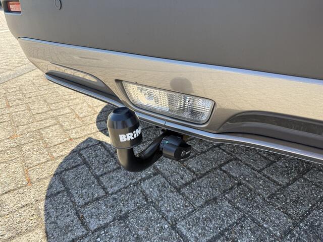 Suzuki VITARA 1.5 Hybrid Style Panodak Trekhaak 1/2 Leer Navi Camera
