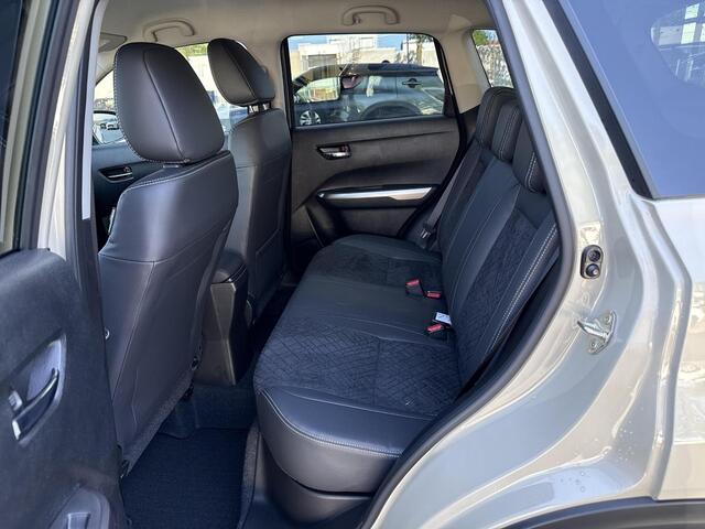 Suzuki VITARA 1.4 Boosterjet Smart Hybrid Style **KEYLESS/ STOELVERWARMING/ DODEHOEK DETECTIE**