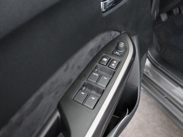 Suzuki VITARA 1.4 Boosterjet Smart Hybrid Style | Privacy Glass | Stoelverwarming | Suzuki Safety System |