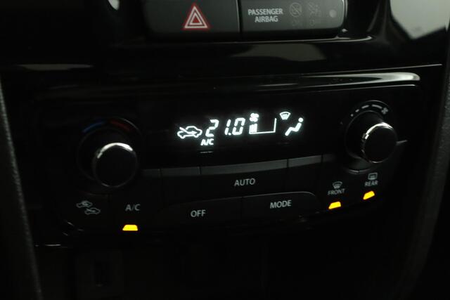 Suzuki VITARA 1.4 Boosterjet Style Smart Hybrid AllGrip | 4X4 | Climate control | Cruise control adaptive | Navigatie | Apple carplay, Android auto | Trekhaak | Panoramadak | Stoelverwarming |