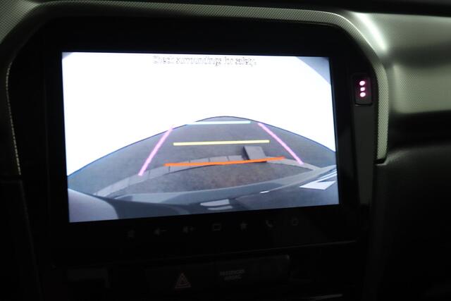 Suzuki VITARA 1.4 Boosterjet Smart Hybrid Style | Climate control | Cruise control | Navigatie | Apple carplay, Android auto | Stoelverwarfming | Panodak |