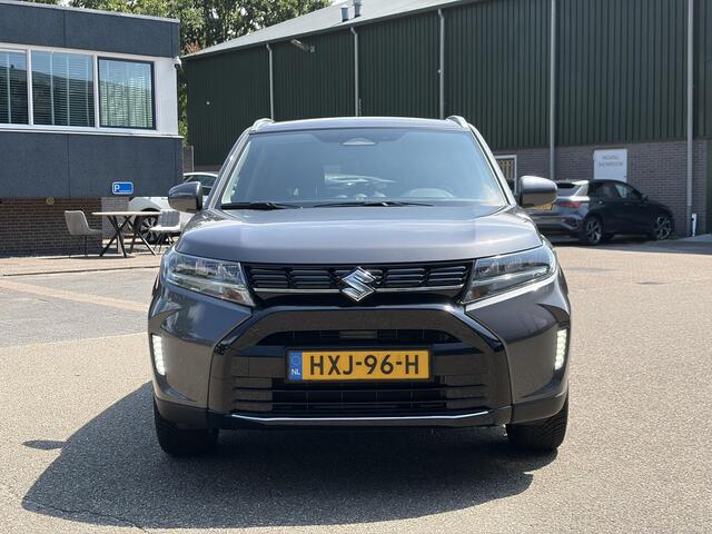 Suzuki VITARA 1.5 Hybrid Select 1E EIGENAAR | ORIGINEEL NEDERLANDSE AUTO | RESTERENDE FABRIEKSGARANTIE T/M 07-2035 | ADAPTIVE CRUISE CONTROL | STOELVERWARMING | ACHTERUITRIJCAMERA