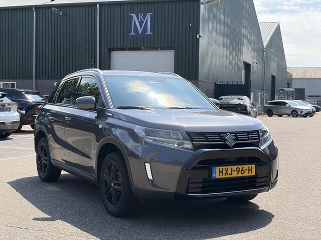 Suzuki VITARA 1.5 Hybrid Select 1E EIGENAAR | ORIGINEEL NEDERLANDSE AUTO | RESTERENDE FABRIEKSGARANTIE T/M 07-2035 | ADAPTIVE CRUISE CONTROL | STOELVERWARMING | ACHTERUITRIJCAMERA