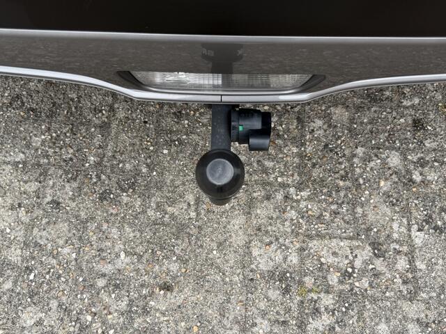 Suzuki VITARA 1.5 Hybrid Style AUTOMAAT/TREKHAAK/CAMERA/ADAPTIVE C.C./DAB etc.